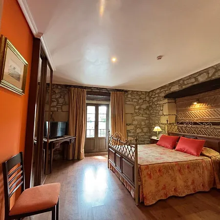 Casona Caballeros 4* Santillana del Mar