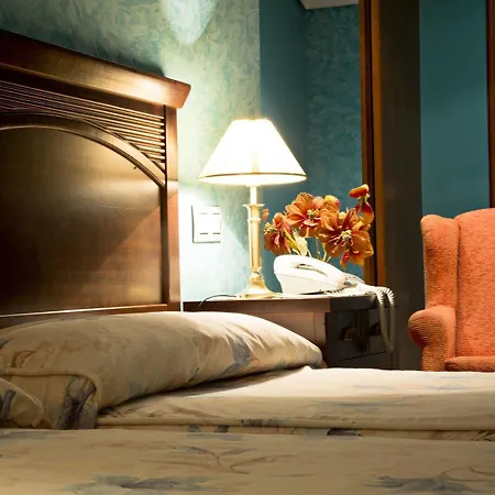 Hotel Casona Caballeros 4*