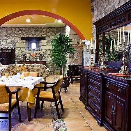 Hotel Casona Caballeros 4*